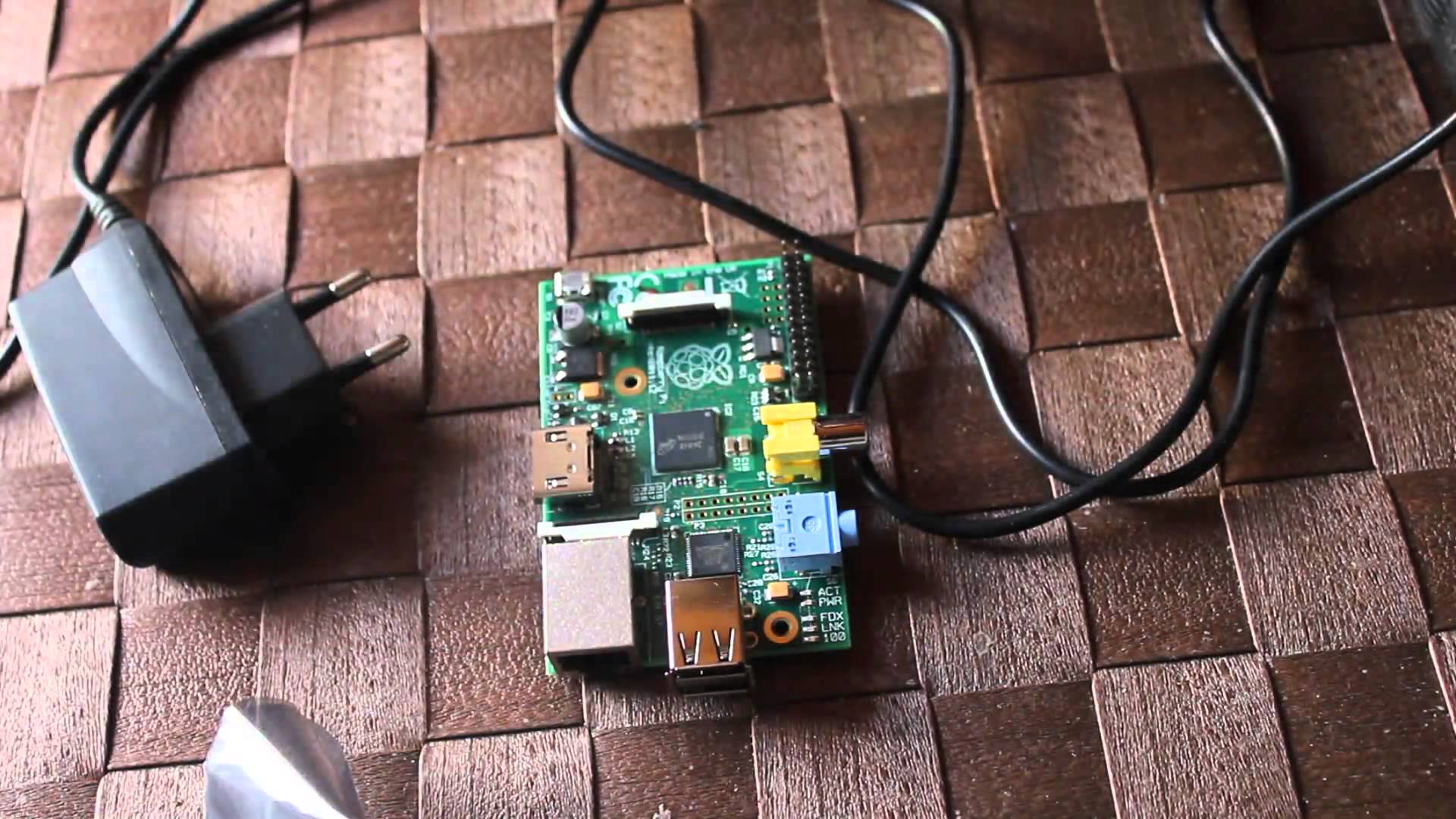 Openelec Raspberry Pi Wifi – Official WiFi adapter with OpenELEC – TTENE